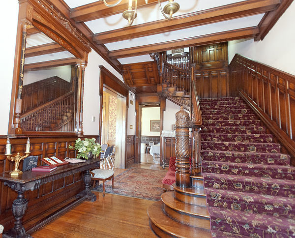 Peirce Mansion